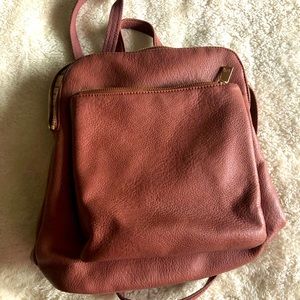 Convertible backpack bag